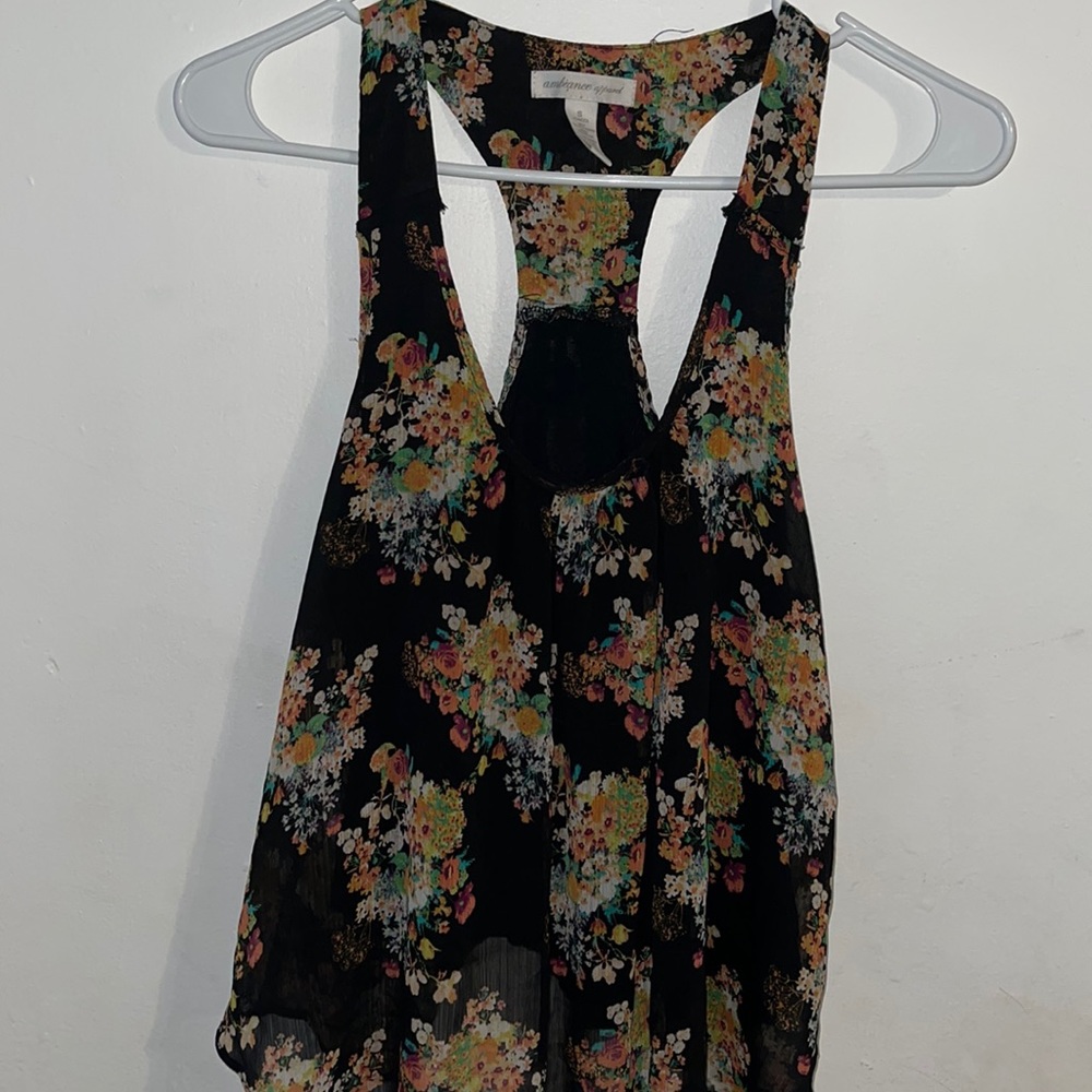 Flower blouse asymmetrical open back